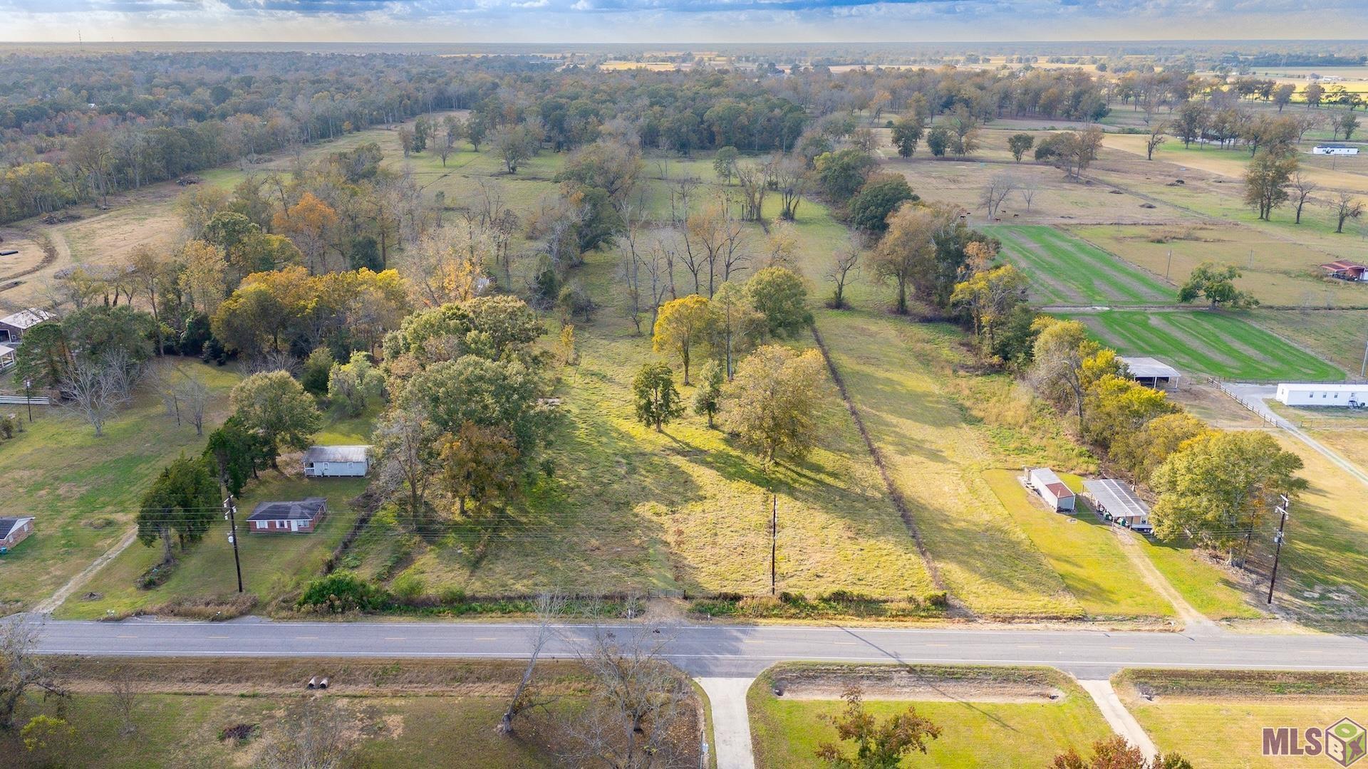 6255 Rougon Road Port Allen, LA 70767 - Photo 2 of 7 Gallery Image 2