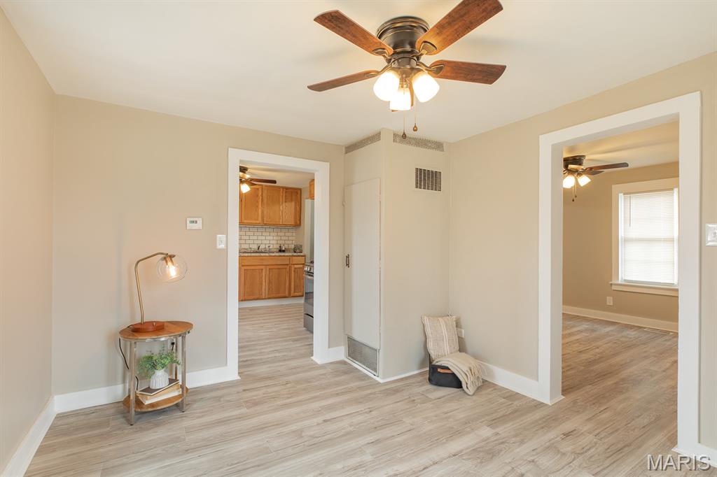 213 North Cross Street Brighton, IL 62012 - Photo 11 of 27