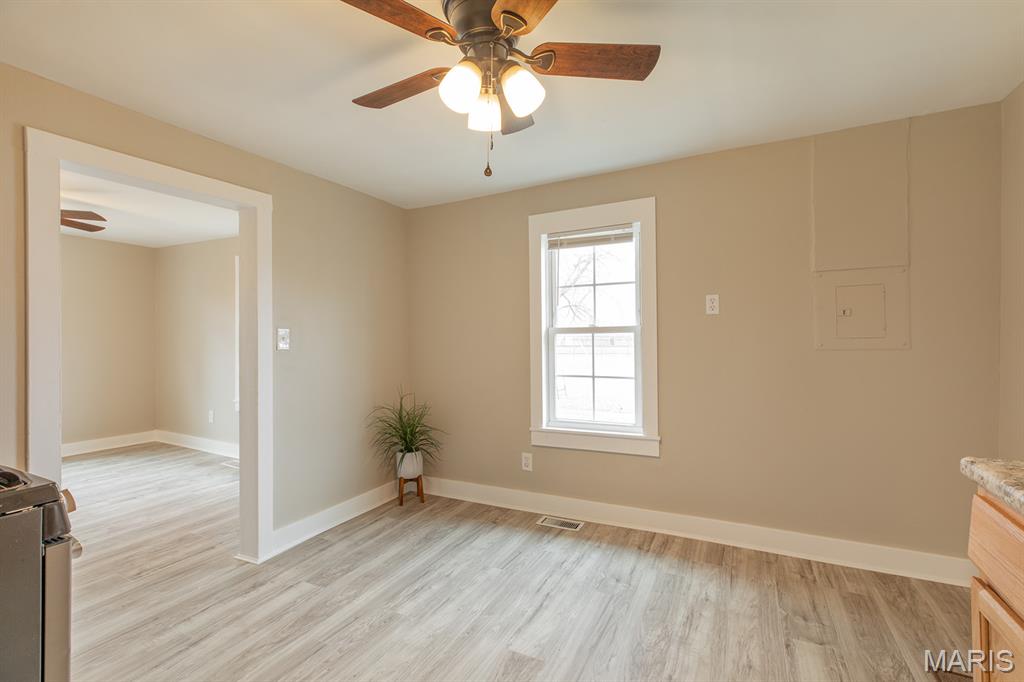 213 North Cross Street Brighton, IL 62012 - Photo 14 of 27