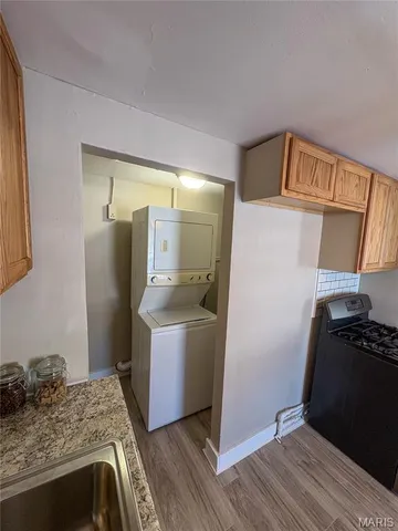 $87,900 | 213 North Cross Street, Brighton, IL 62012