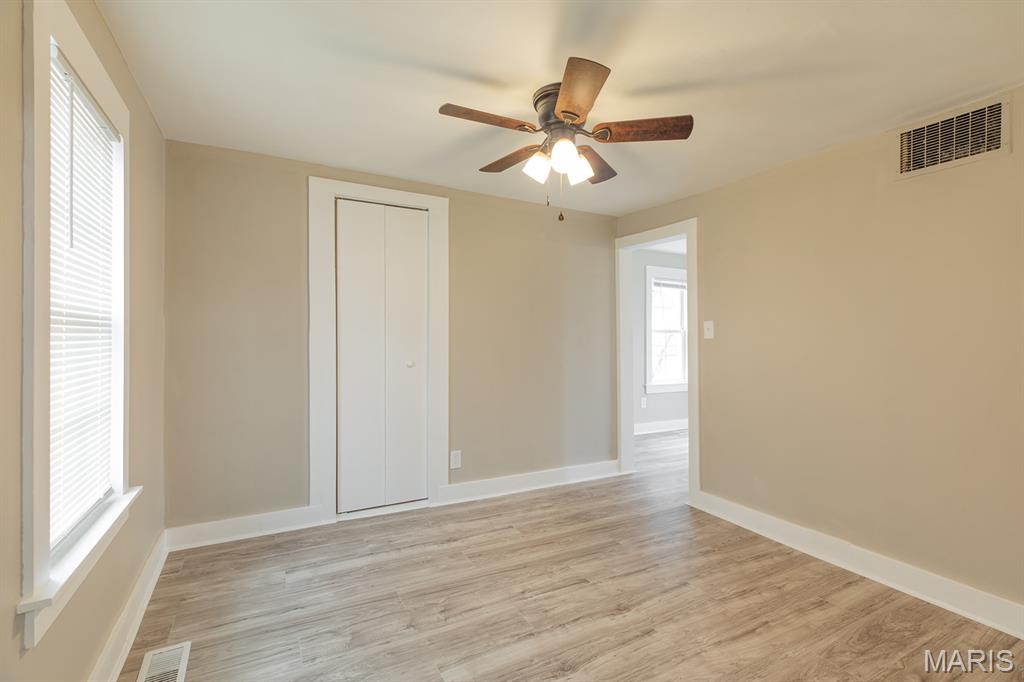 213 North Cross Street Brighton, IL 62012 - Photo 18 of 27