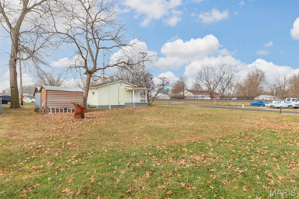 213 North Cross Street Brighton, IL 62012 - Photo 26 of 27