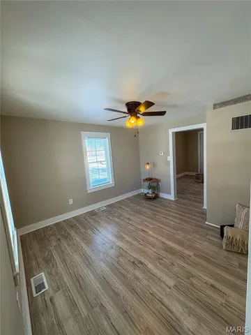 $87,900 | 213 North Cross Street, Brighton, IL 62012