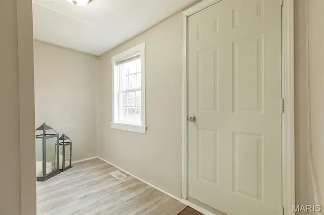 $87,900 | 213 North Cross Street, Brighton, IL 62012