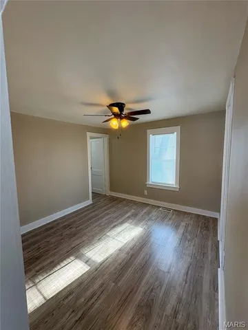 $87,900 | 213 North Cross Street, Brighton, IL 62012