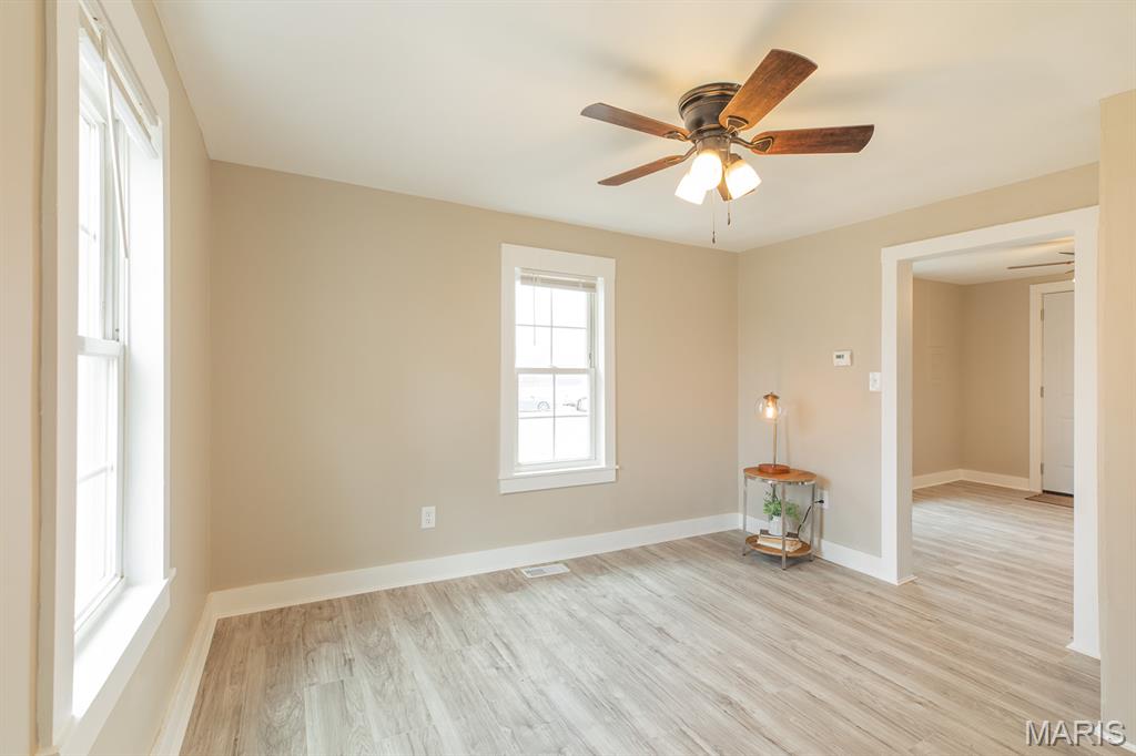 213 North Cross Street Brighton, IL 62012 - Photo 10 of 27