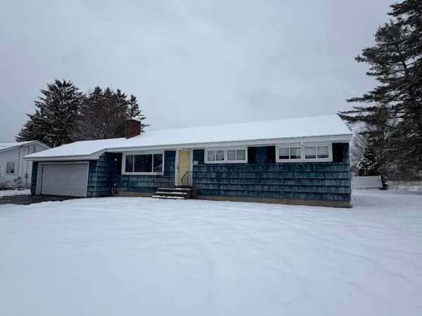 $205,000 | 186 Washington Street, Brewer, ME 04412