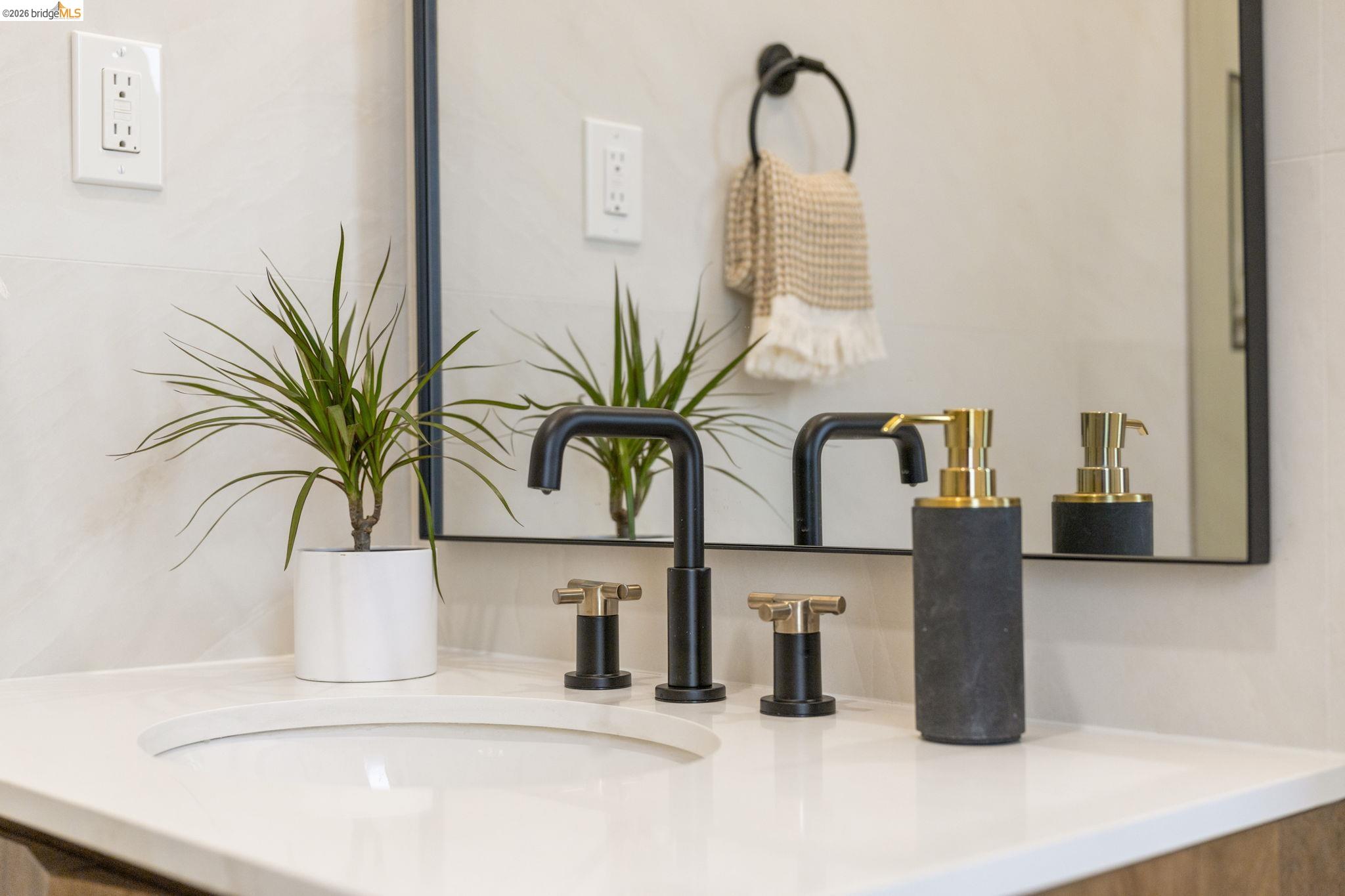 1325 Henry Street Berkeley, CA 94709 - Photo 20 of 42