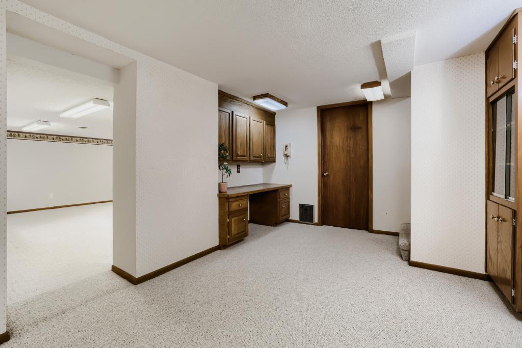 6260 Brooklyn Drive Brooklyn Center, MN 55430 - Photo 14 of 30