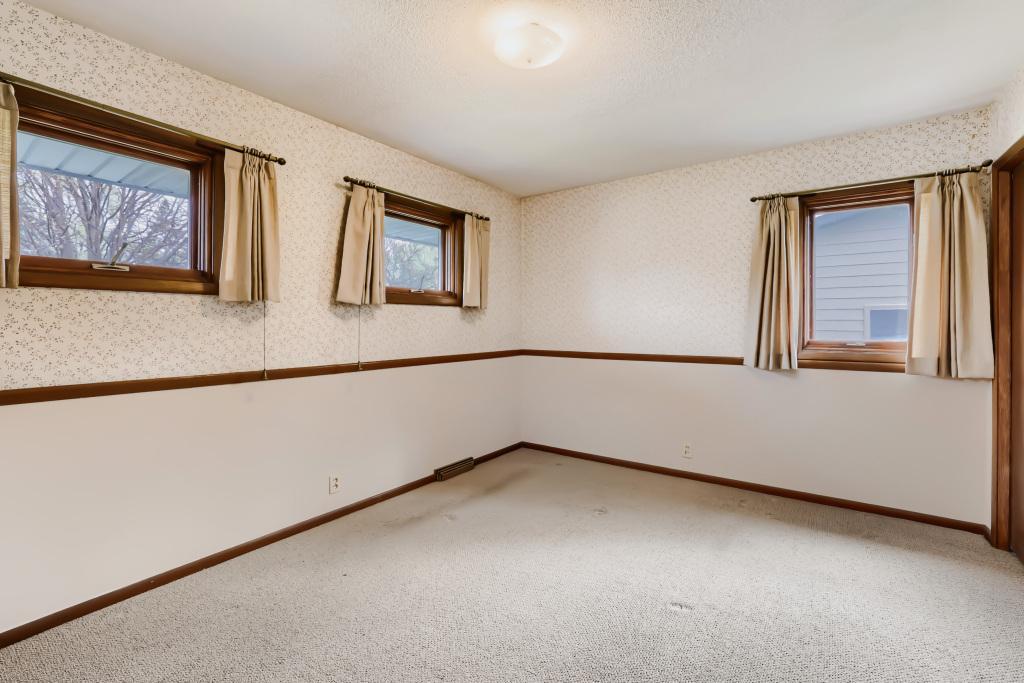 6260 Brooklyn Drive Brooklyn Center, MN 55430 - Photo 24 of 30