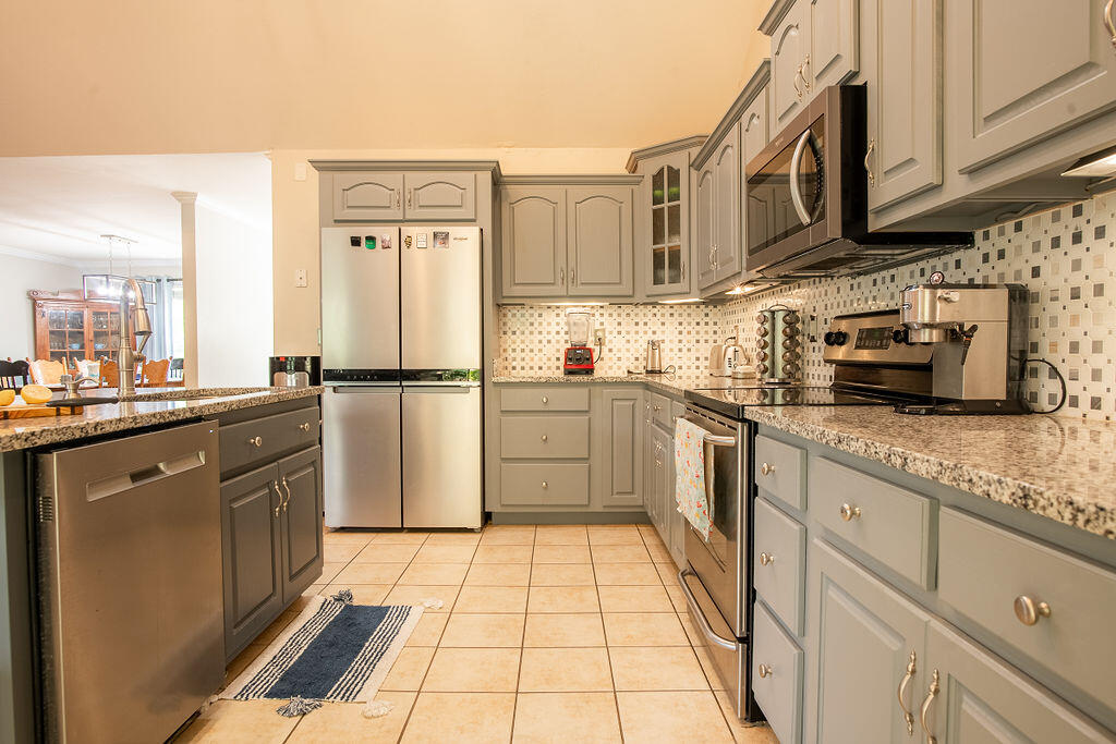 97 Roundtree Court Flintstone, GA 30725 - Photo 4 of 37 RoundTree-14