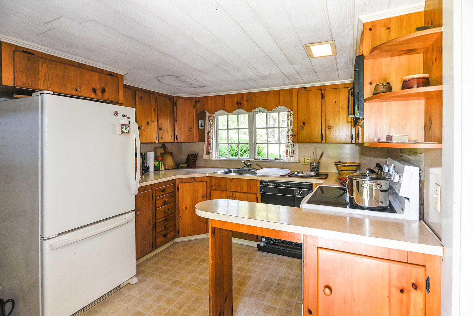 5 Perkins Street Castine, ME 04421 - Photo 26 of 49 Kitchen
