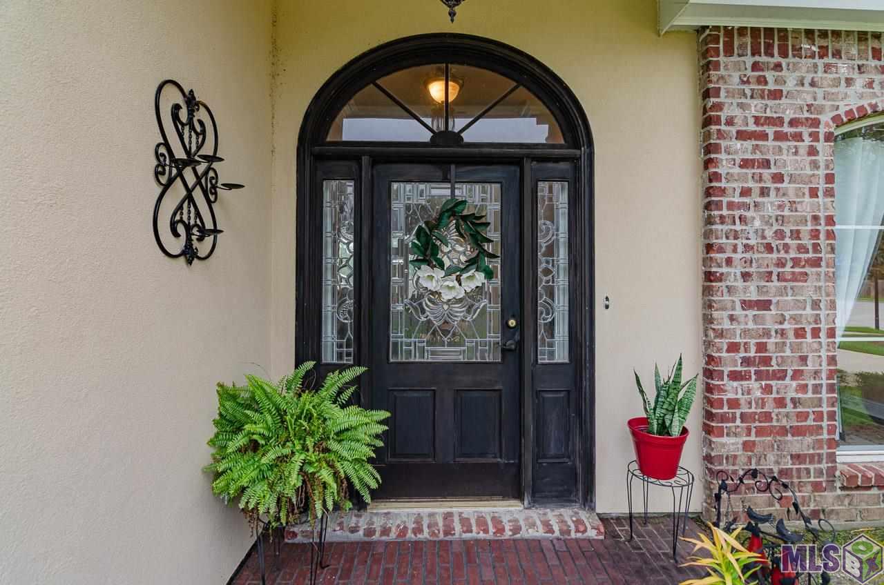 15706 Fawn Ridge Avenue Baton Rouge, LA 70817 - Photo 3 of 32 Gallery Image 3