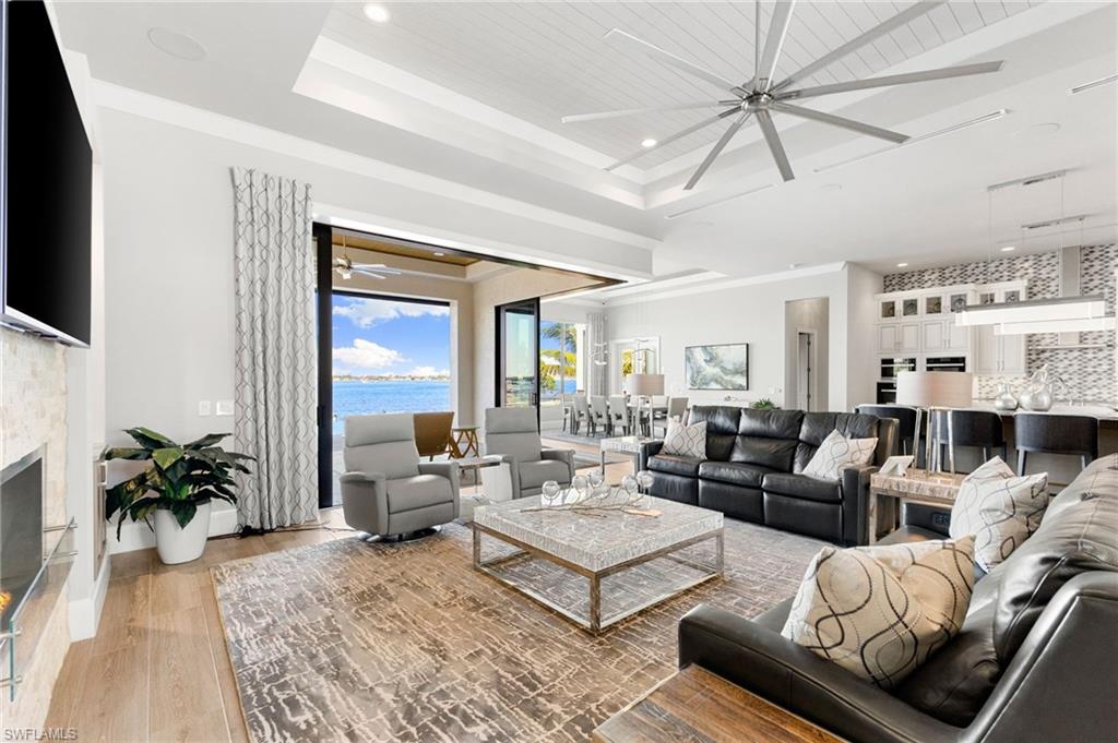 12484 Riverside Drive Fort Myers, FL 33919 - Photo 15 of 36