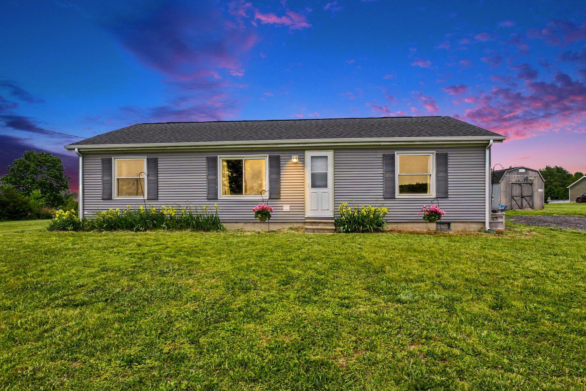 3065 Chamberlain Road Buchanan, MI 49107 - Photo 2 of 37 001_file_9042