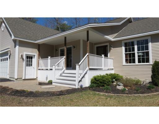11 Merrill Lane Harrison, ME 04040 - Photo 2 of 25 Exterior Front.