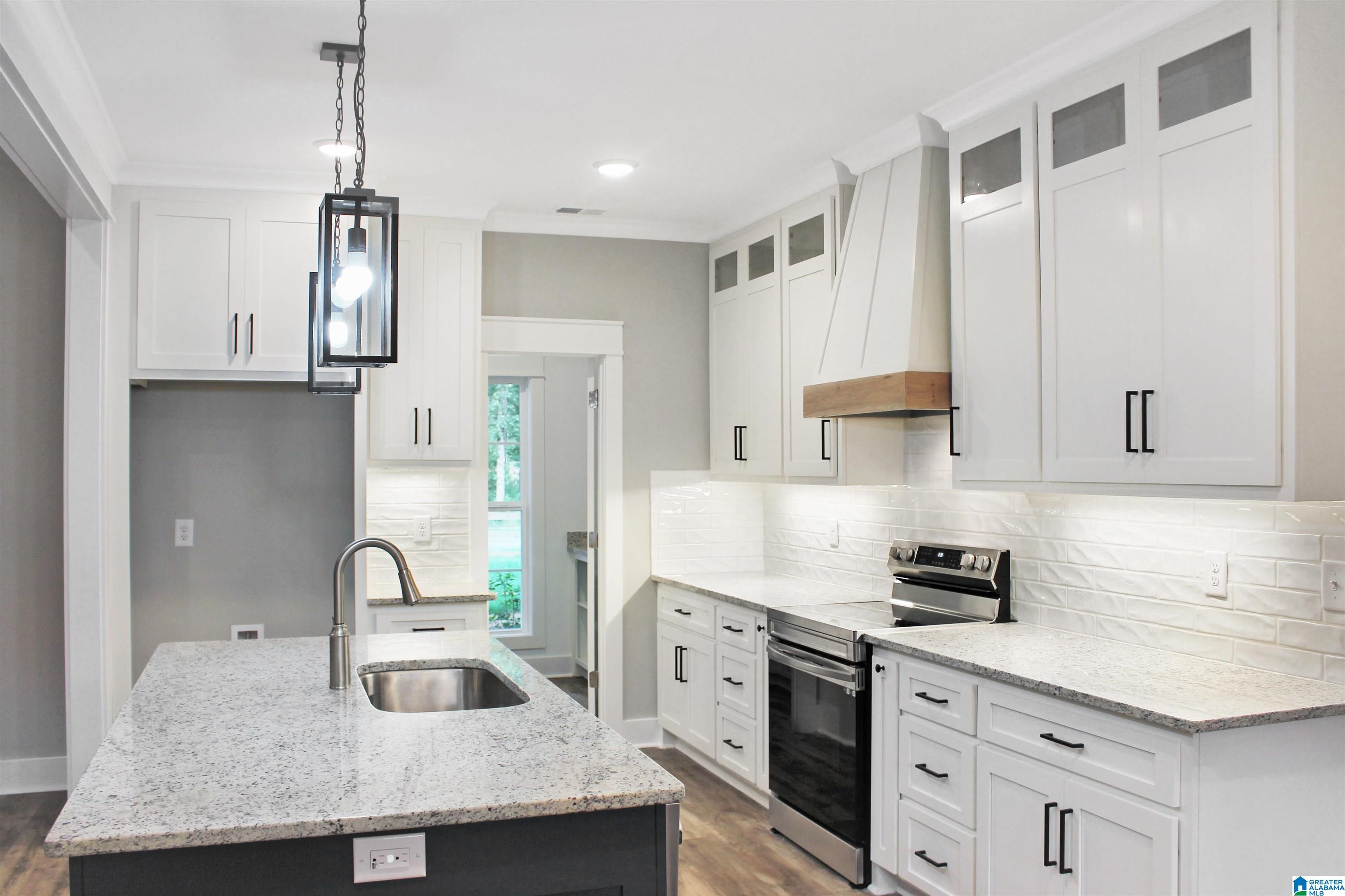 6916 Timber Trl Road Leeds, AL 35094 - Photo 4 of 9
