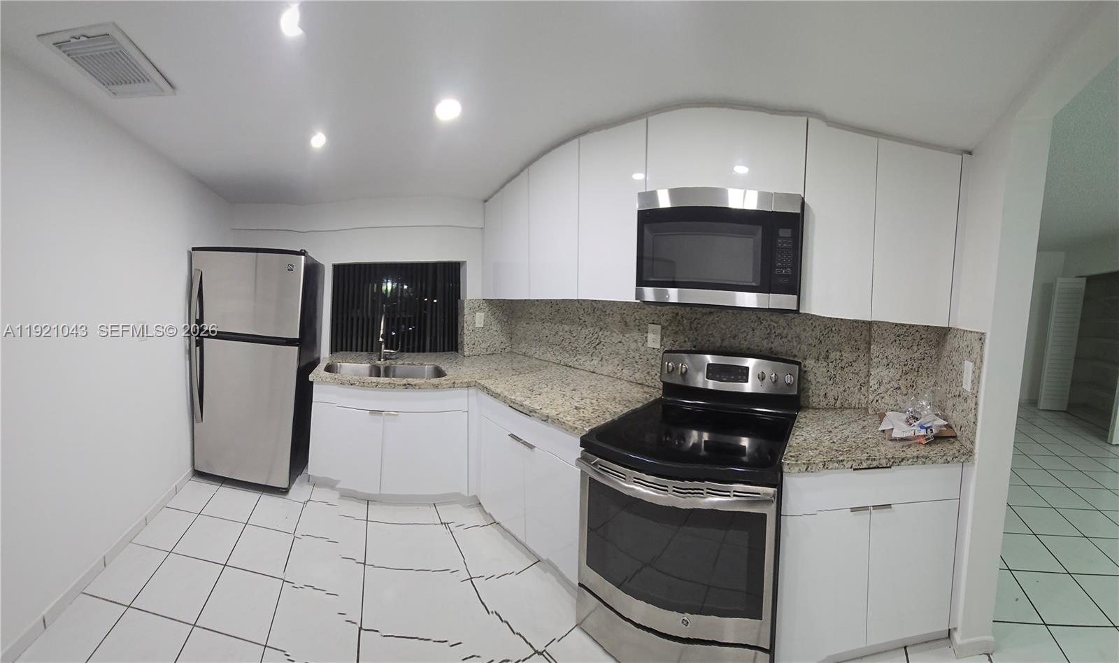 9431 Southwest 4th Street, Unit 201 Miami, FL 33174 - Photo 5 of 21