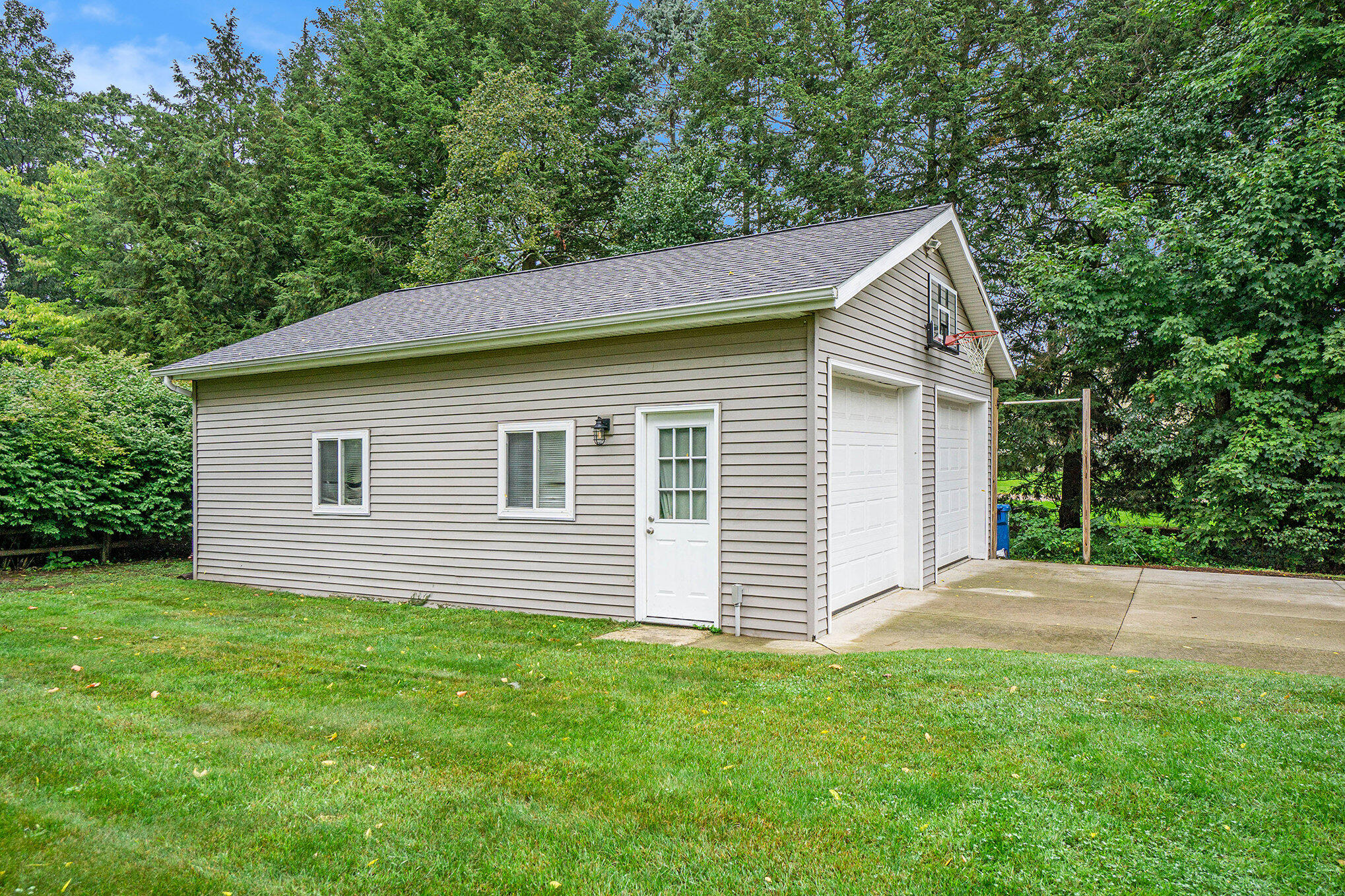 6706 Angling Road Portage, MI 49024 - Photo 3 of 35 031_dsc00986