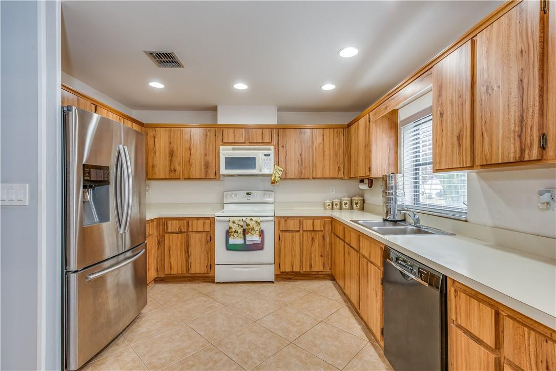 7771 Cloverfield Circle Boca Raton, FL 33433 - Photo 7 of 32 Photo 7