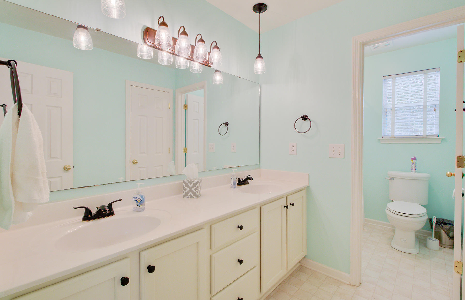576 Pointe Of Oaks Road Summerville, SC 29485 - Photo 26 of 40 28