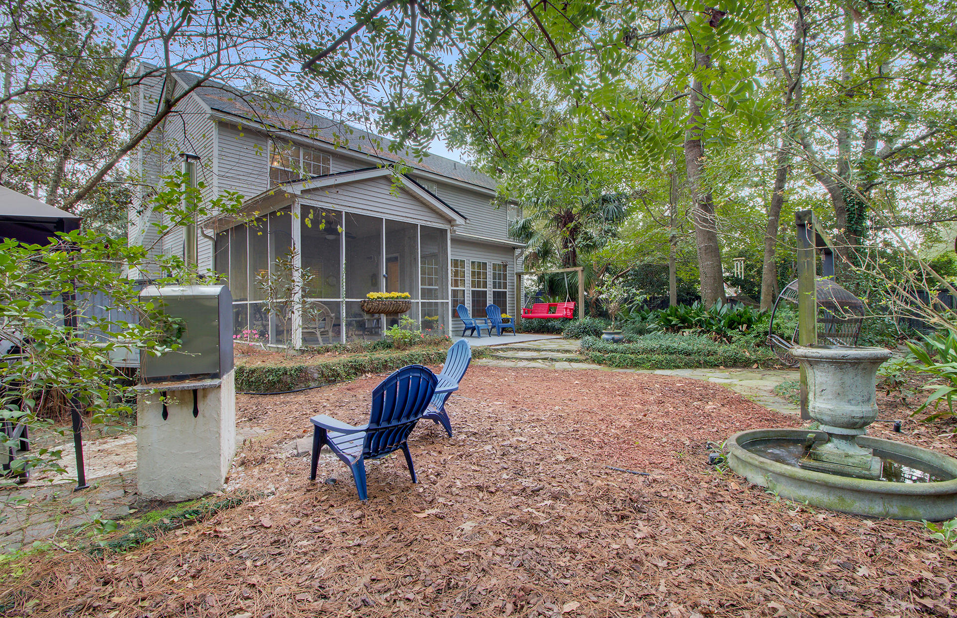 576 Pointe Of Oaks Road Summerville, SC 29485 - Photo 36 of 40 38