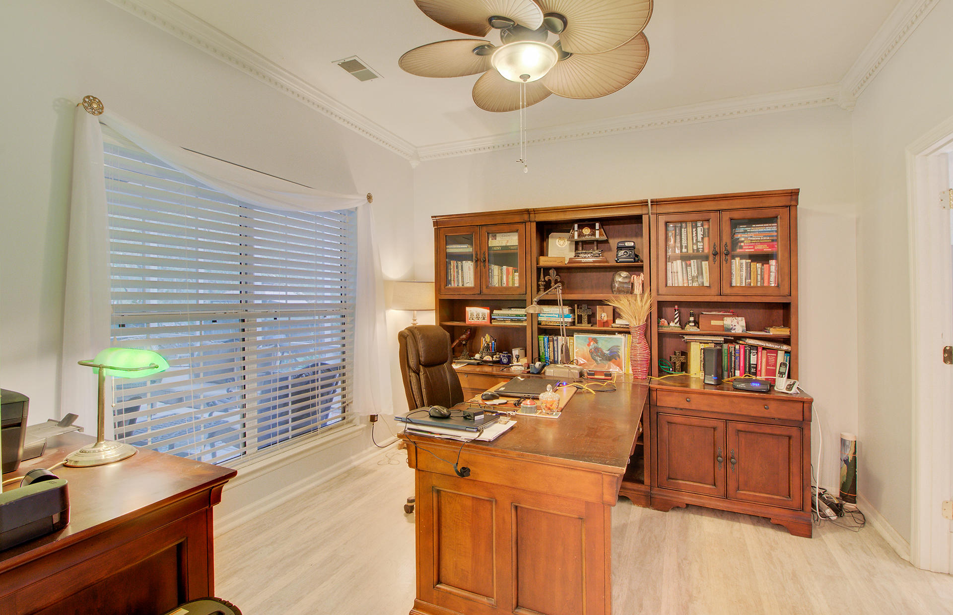 576 Pointe Of Oaks Road Summerville, SC 29485 - Photo 8 of 40 10