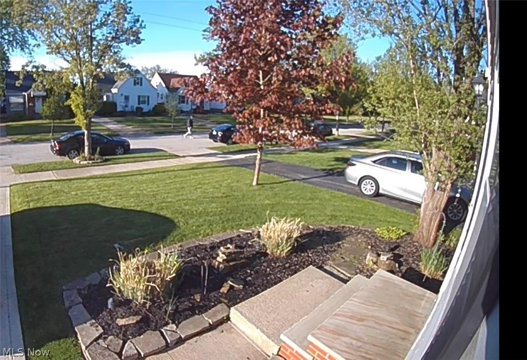 4198 Stilmore Road Cleveland, OH 44121 - Photo 32 of 35