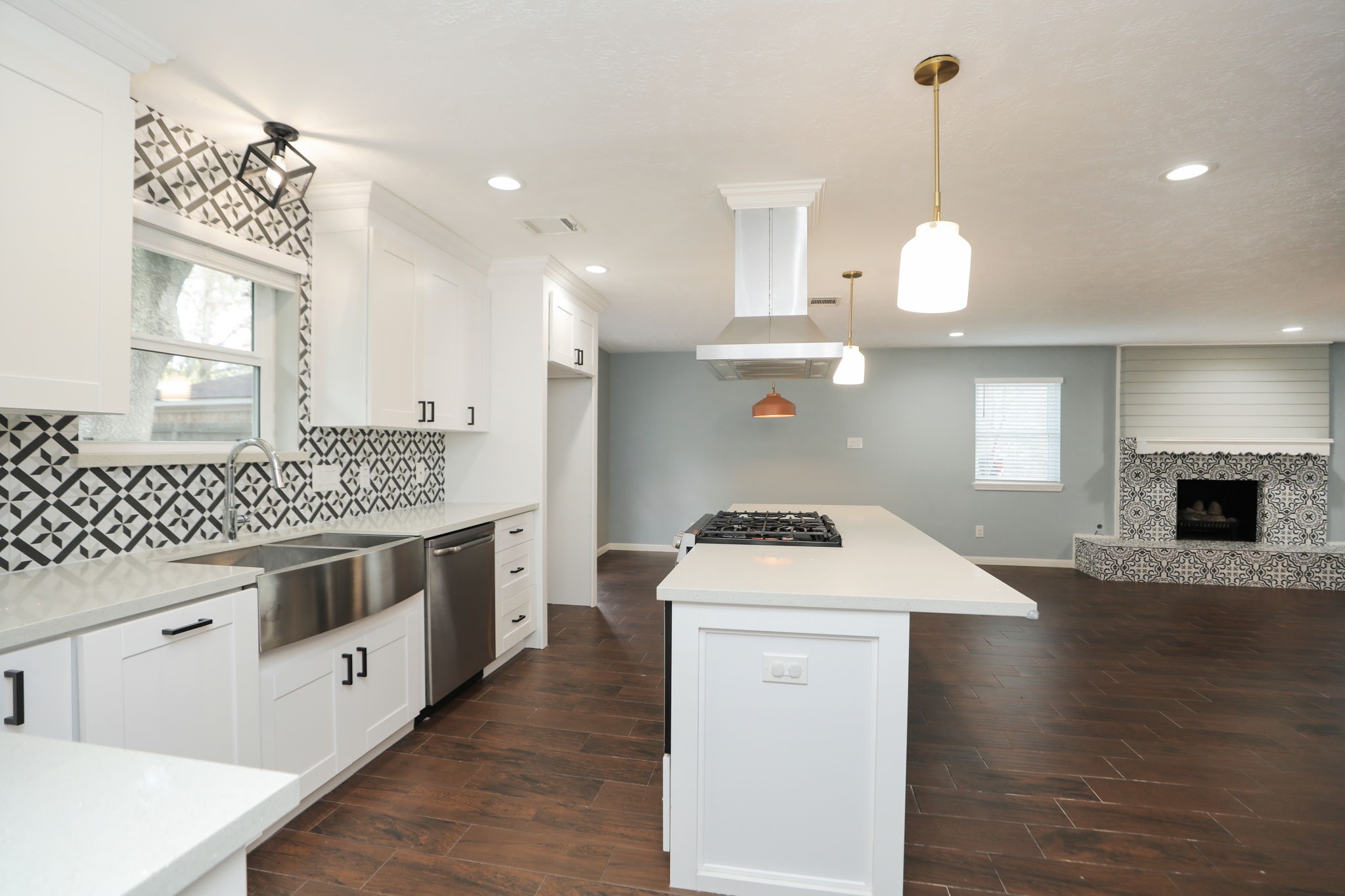 11014 Wickersham Lane Houston, TX 77042 - Photo 15 of 38