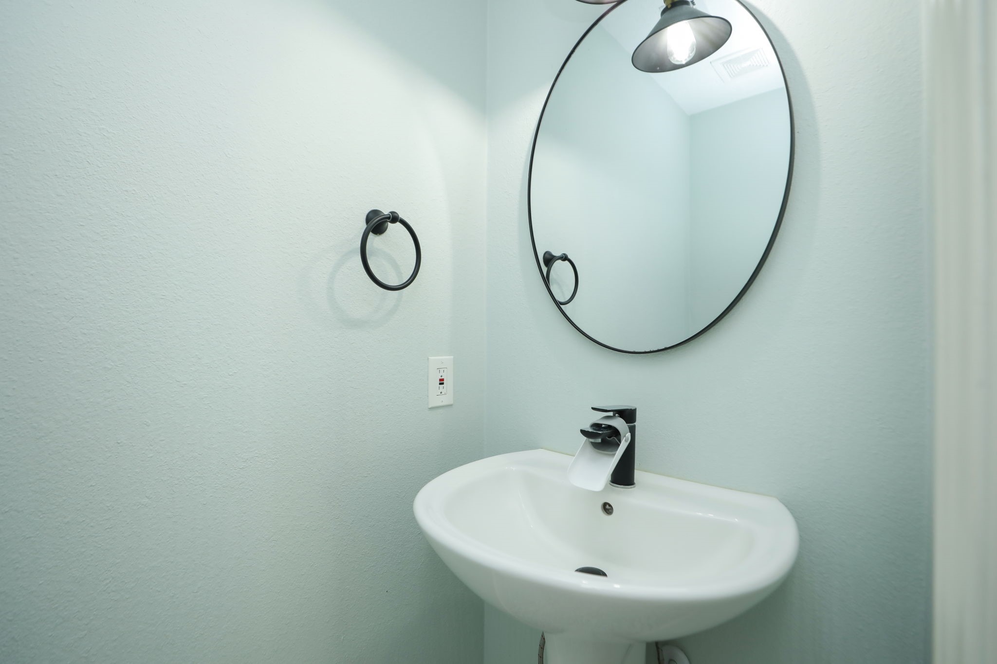 11014 Wickersham Lane Houston, TX 77042 - Photo 21 of 38