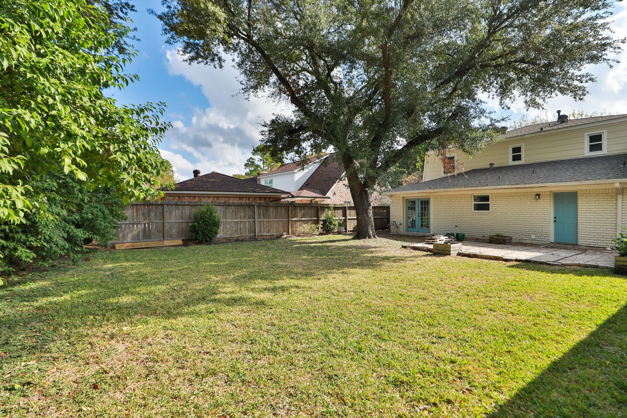11014 Wickersham Lane Houston, TX 77042 - Photo 36 of 38