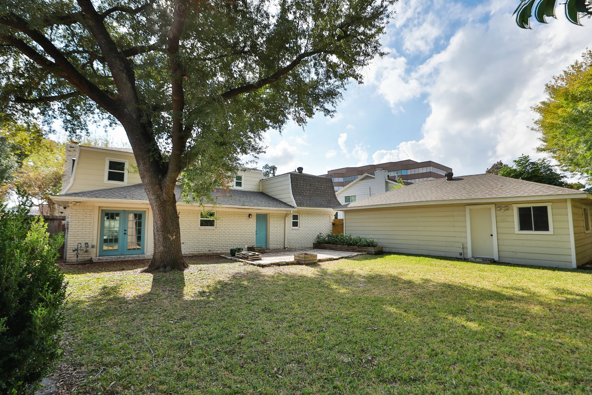 11014 Wickersham Lane Houston, TX 77042 - Photo 37 of 38