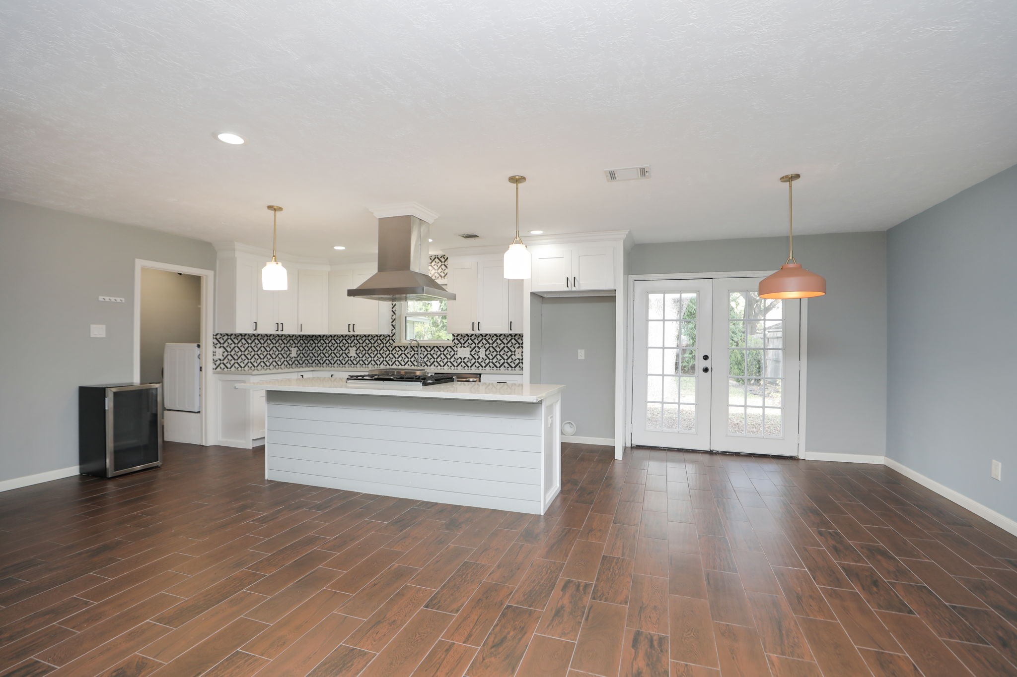 11014 Wickersham Lane Houston, TX 77042 - Photo 9 of 38