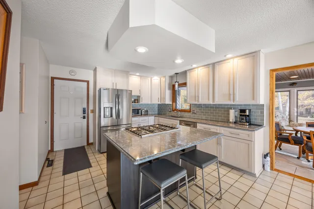 $899,900 | 10845 East Royal Road, Stanwood, MI 49346