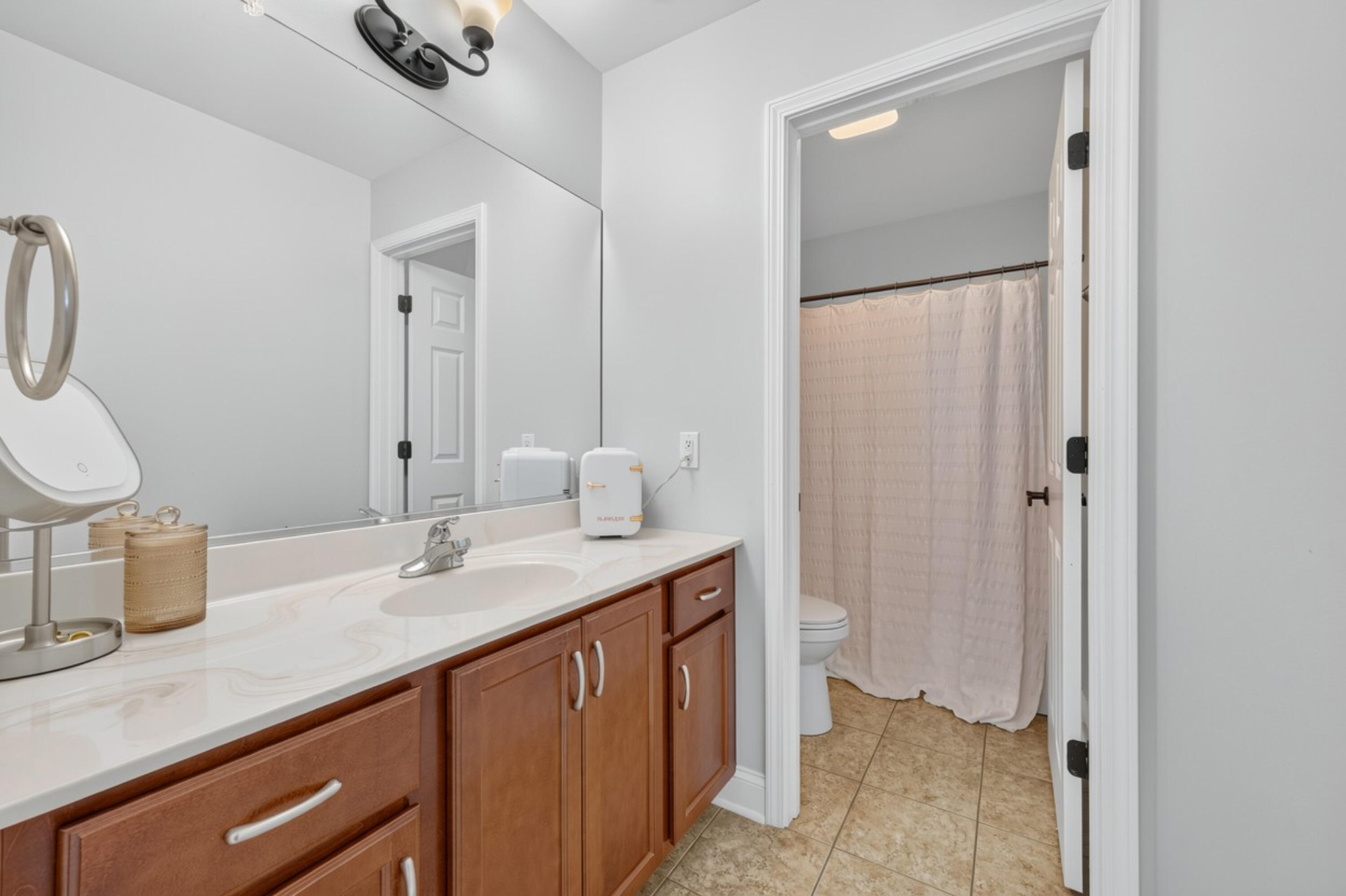 1600 Center Street Whiting, IN 46394 - Photo 27 of 48 3000x1998