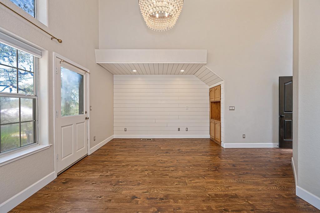3154 Twin K Road Pilot Hill, CA 95664 - Photo 51 of 89 a view of an empty room with a window