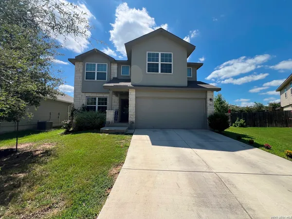 $2,395 | 9815 Dartmoor Pony, San Antonio, TX 78254