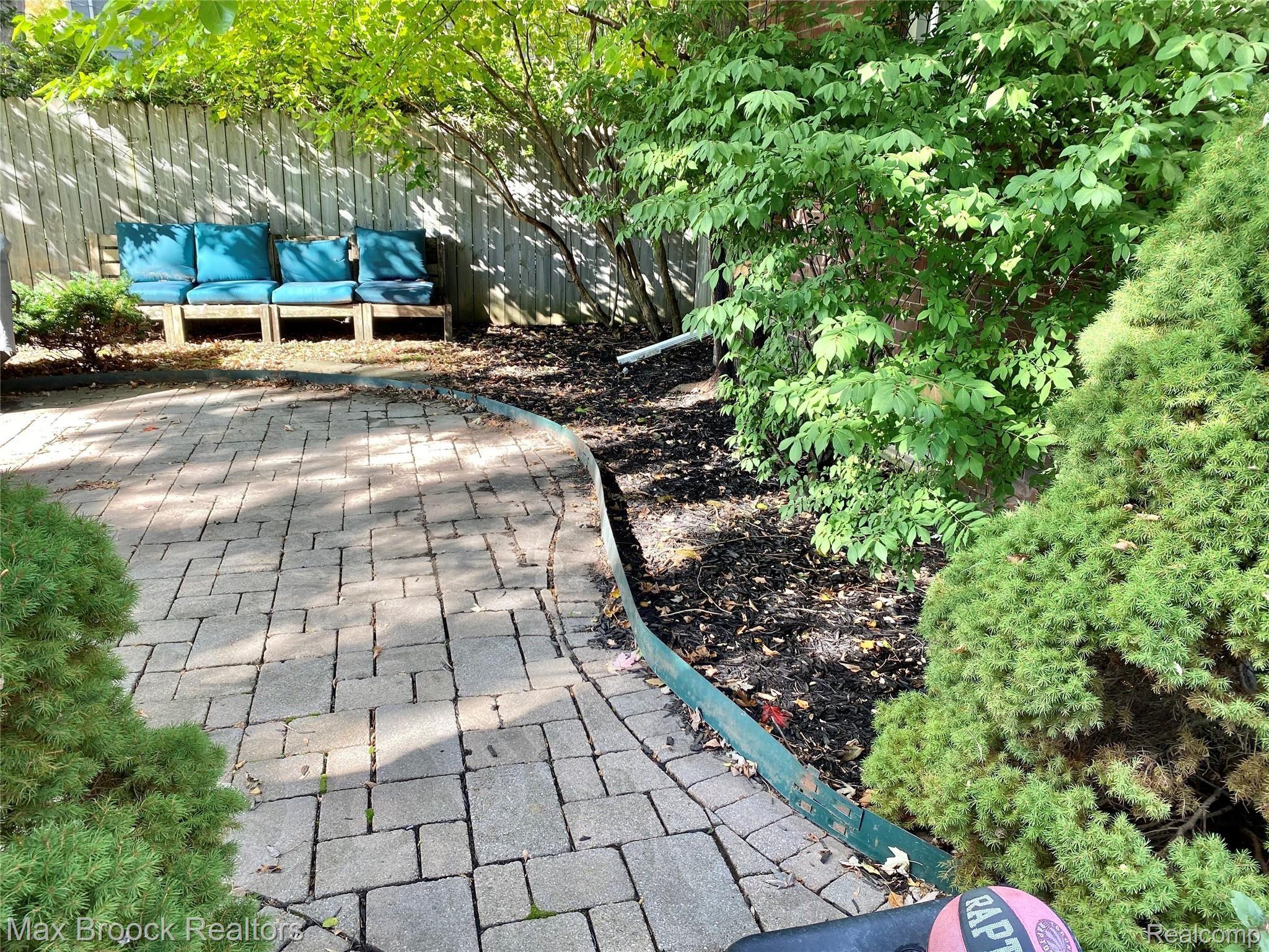 1272 Villa Road Birmingham, MI 48009 - Photo 25 of 26 Backyard Patio 2
