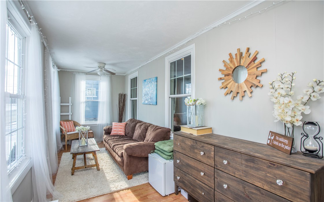 523 Smithfield Road North Smithfield, RI 02896 - Photo 9 of 24
