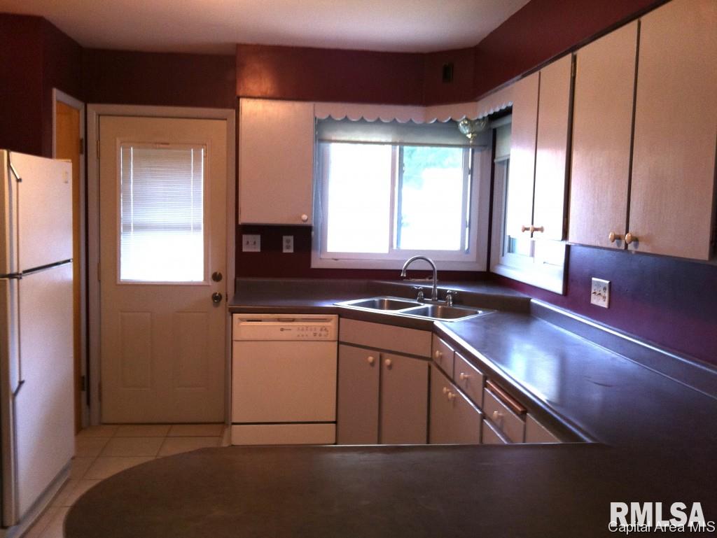 3623 East Hooker Street Springfield, IL 62703 - Photo 15 of 32