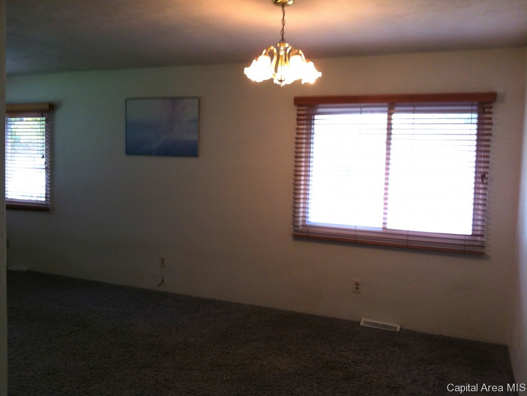 3623 East Hooker Street Springfield, IL 62703 - Photo 10 of 32