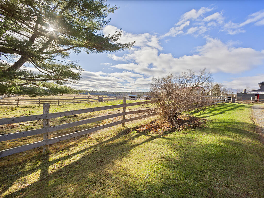 2038 East Ridge Road Athens, ME 04912 - Photo 15 of 46 7N7A1625