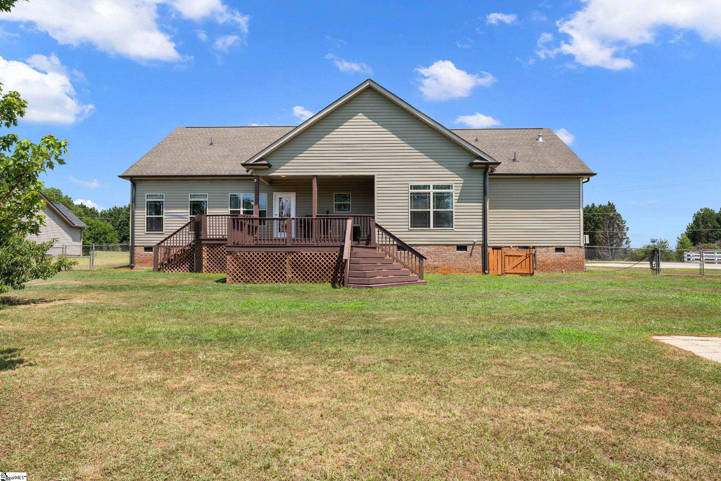 4401 Parris Bridge Road Boiling Springs, SC 29316 - Photo 34 of 44