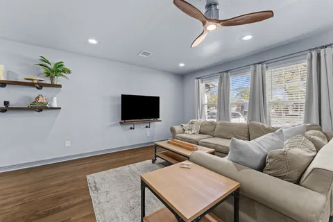 $415,000 | 1118 Jocelyn Street, Houston, TX 77023