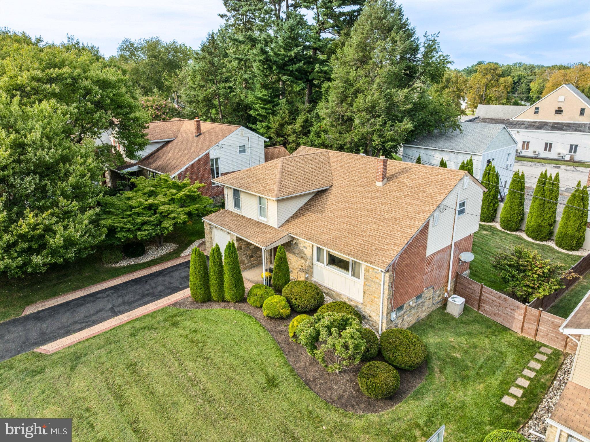 515 Davis Road Cheltenham, PA 19012 - Photo 1 of 46 Gallery Image 1