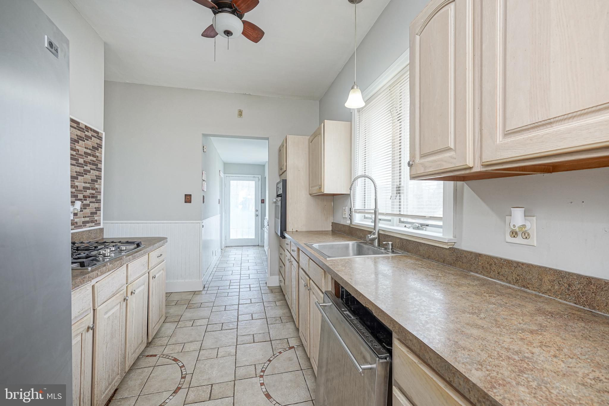 405 Tansboro Road Berlin, NJ 08009 - Photo 17 of 32 Gallery Image 17