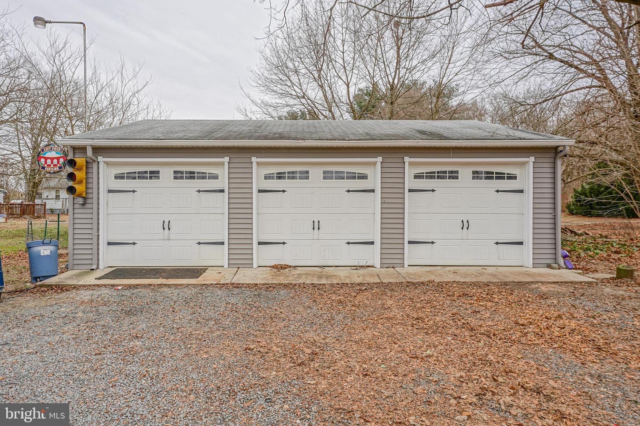 405 Tansboro Road Berlin, NJ 08009 - Photo 2 of 32 Gallery Image 2