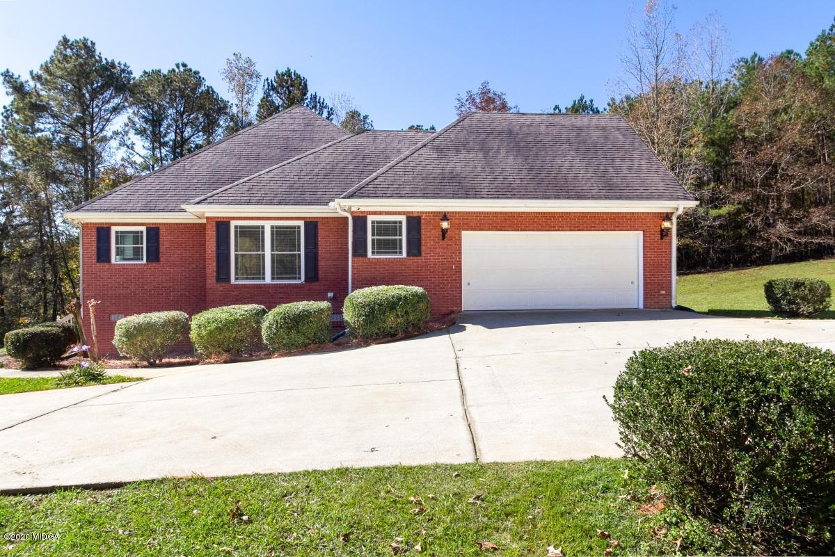 132 Brook Road Barnesville, GA 30204 - Photo 31 of 33 a front view of house with yard