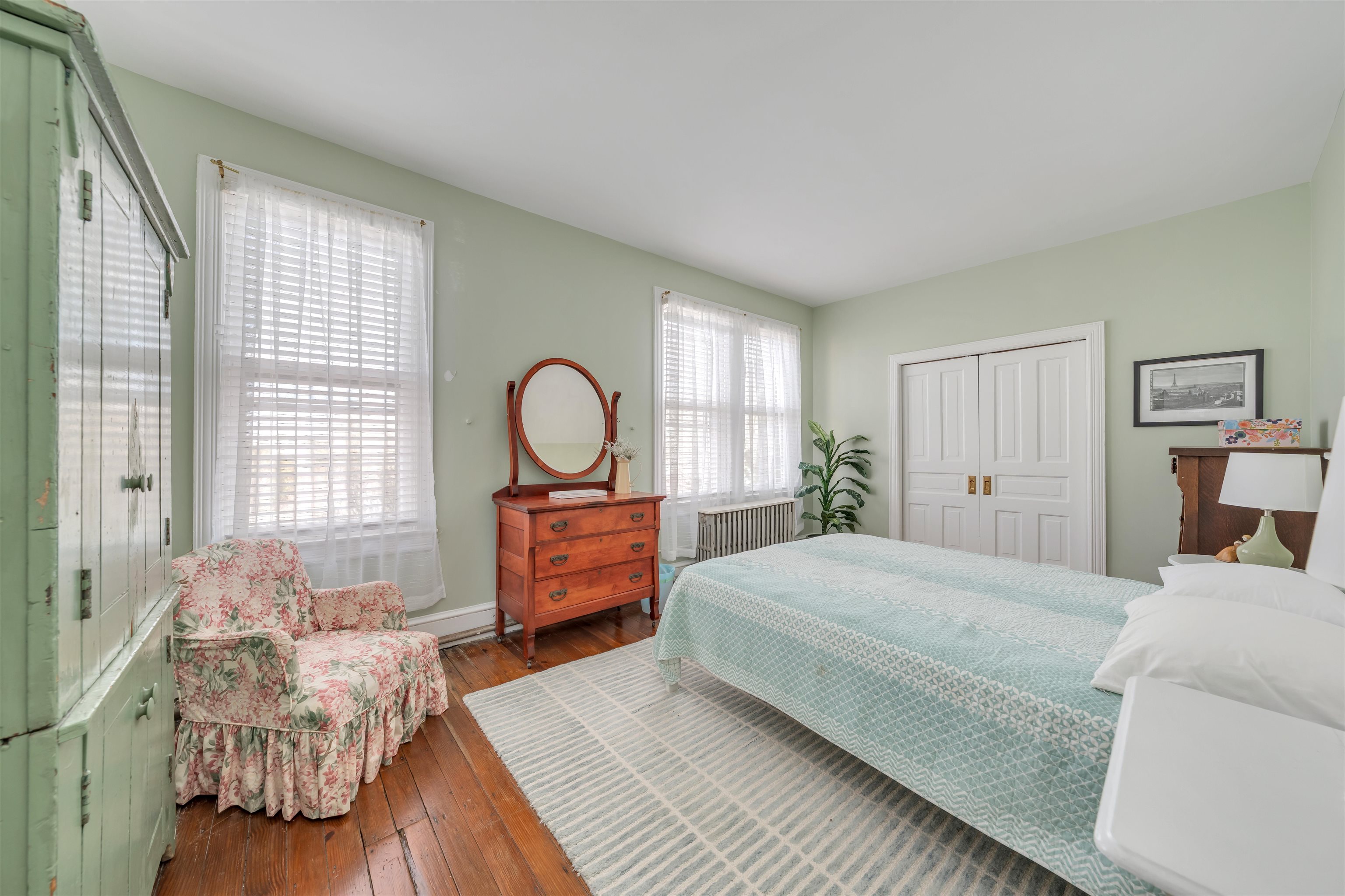 130 Decatur Street Cape May, NJ 08204 - Photo 29 of 50 a bedroom with bed and a large window