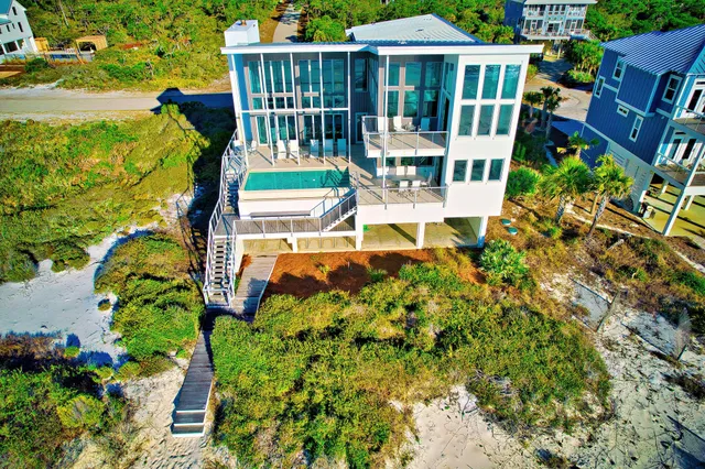 $5,795,000 | 1724 Kumquat Court, Eastpoint, FL 32328